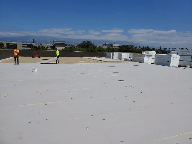 commerial roofing maui white roof